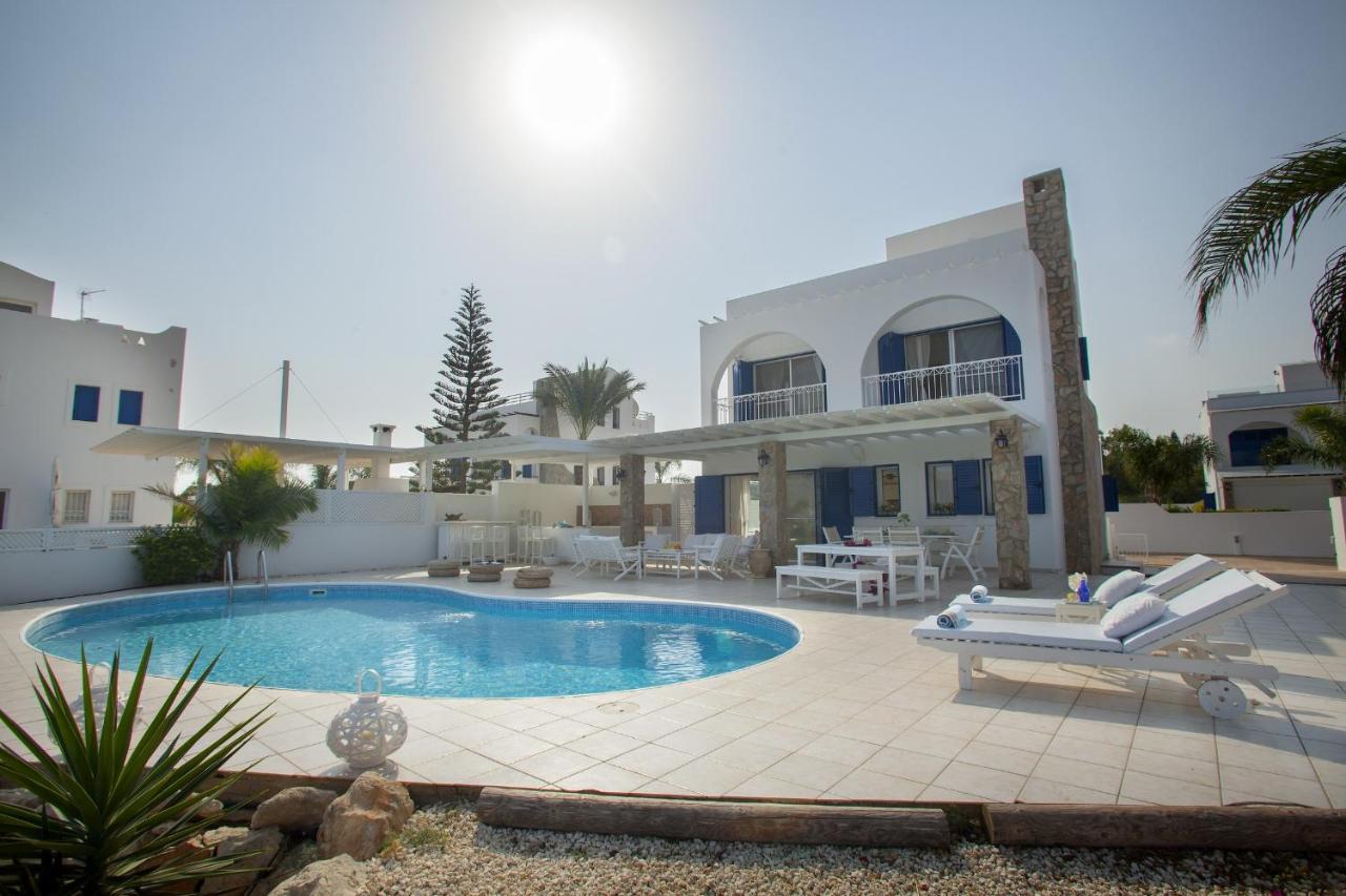 Mimoza Seafront Villa Protaras Extérieur photo