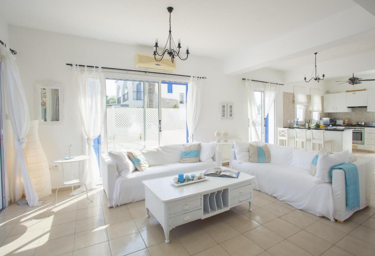 Mimoza Seafront Villa Protaras Extérieur photo